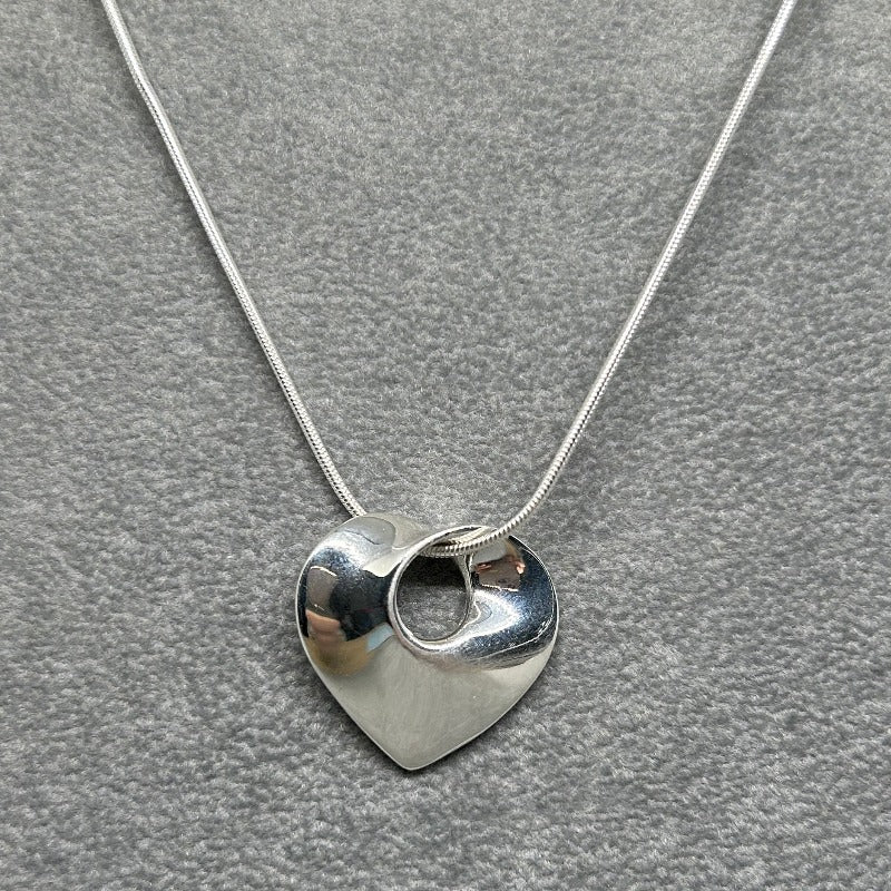 Twist Heart Necklace