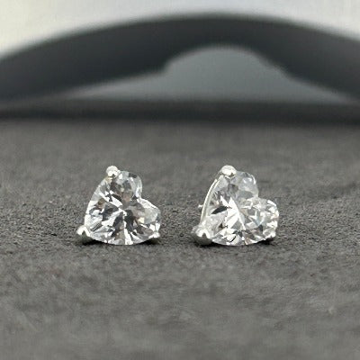 Cubic zirconia Heart Studs