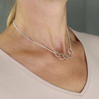 Circle Double Trace Chain Necklace