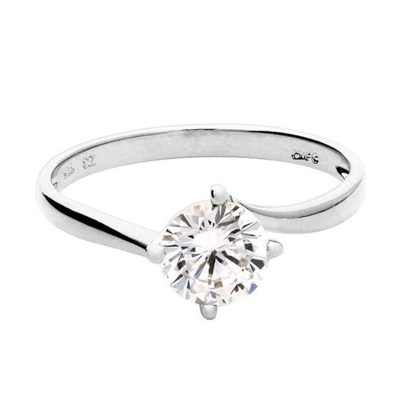 White Cubic Zirconia Elegant Solitaire Ring